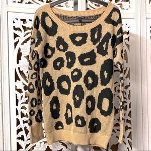EXPRESS Leopard Tunic Sweater Size Small